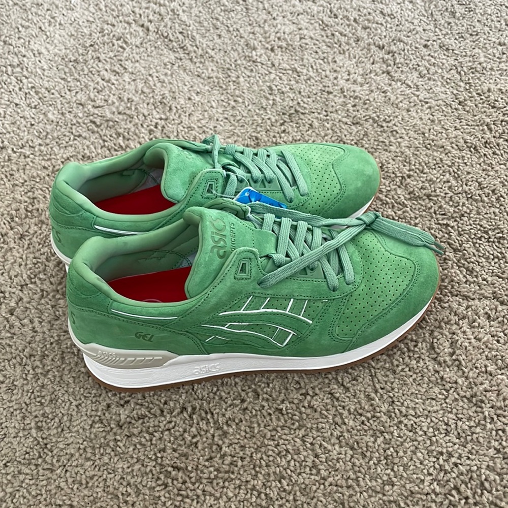 ASICS men 9